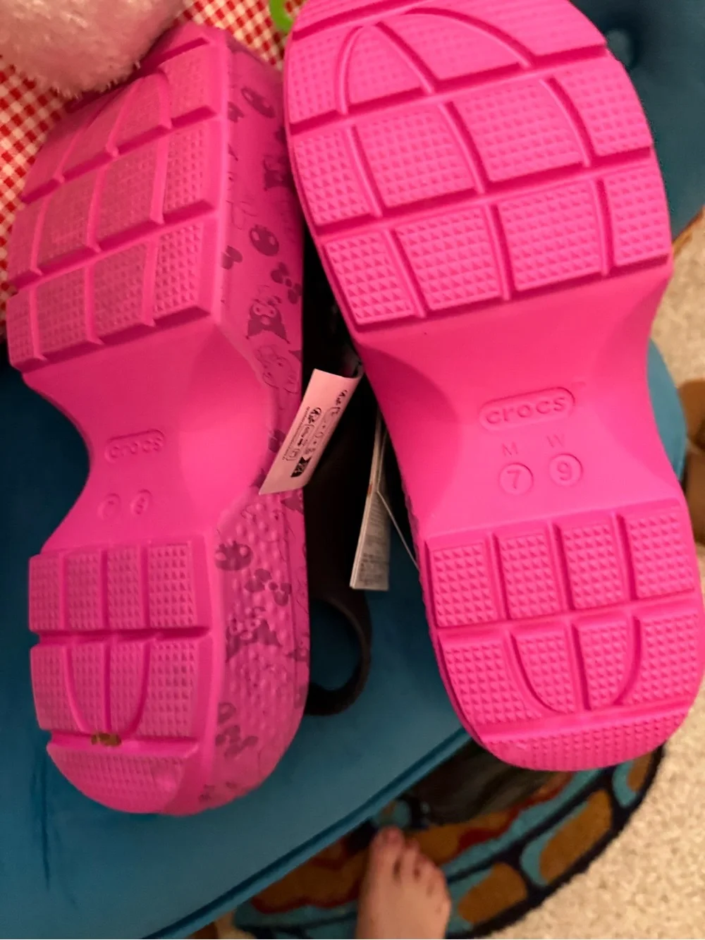 NWT CROCS Black and Pink Sandals with HELLO KITTY characters. Woman's size 9